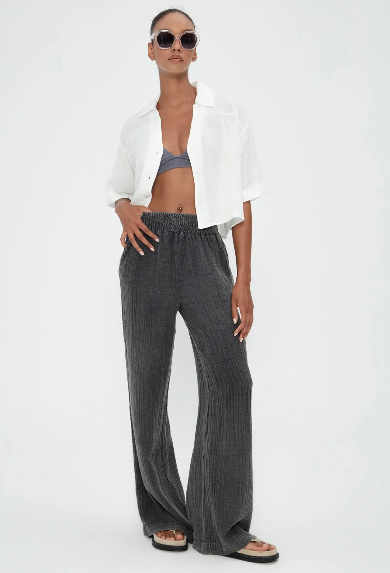 MID-RISE WIDE-LEG TROUSERS