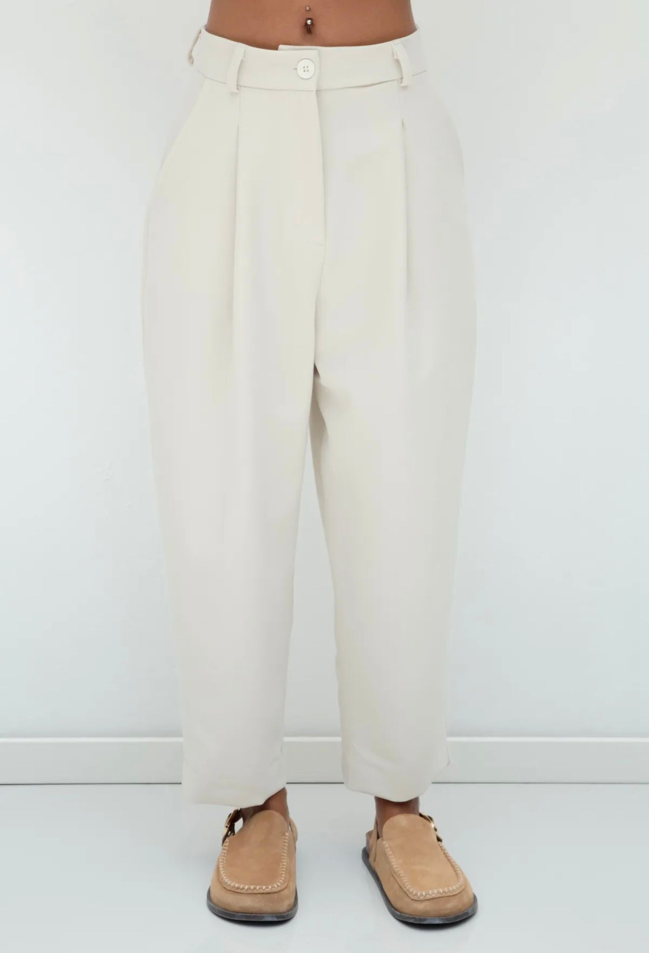 PLEATED TROUSERS