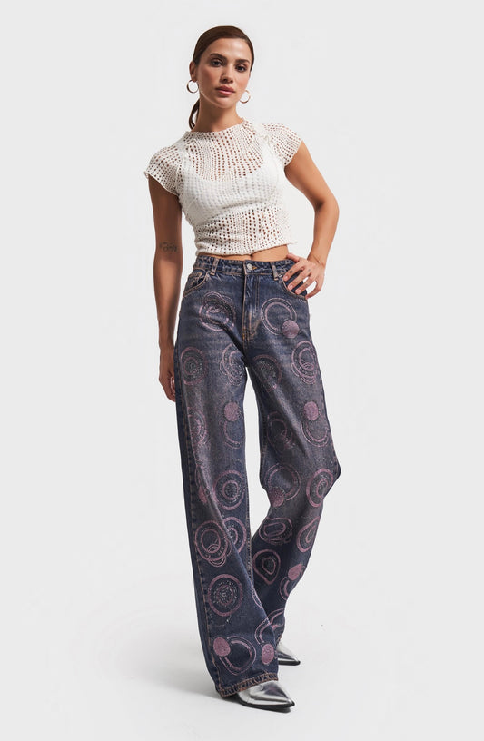 HIGH-WAIST JEANS WITH RHINESTONES