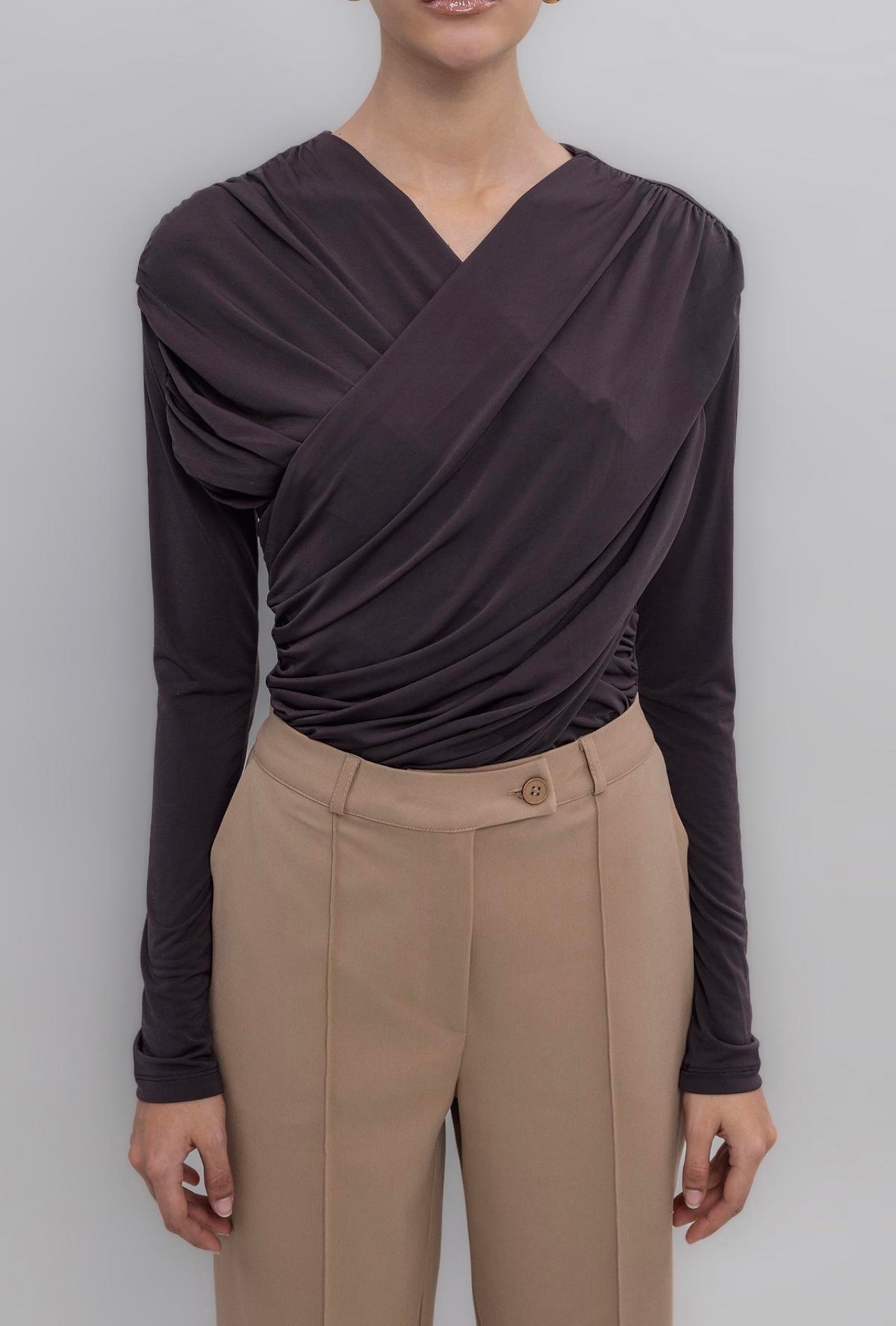 TEXTURED GATHERED TOP