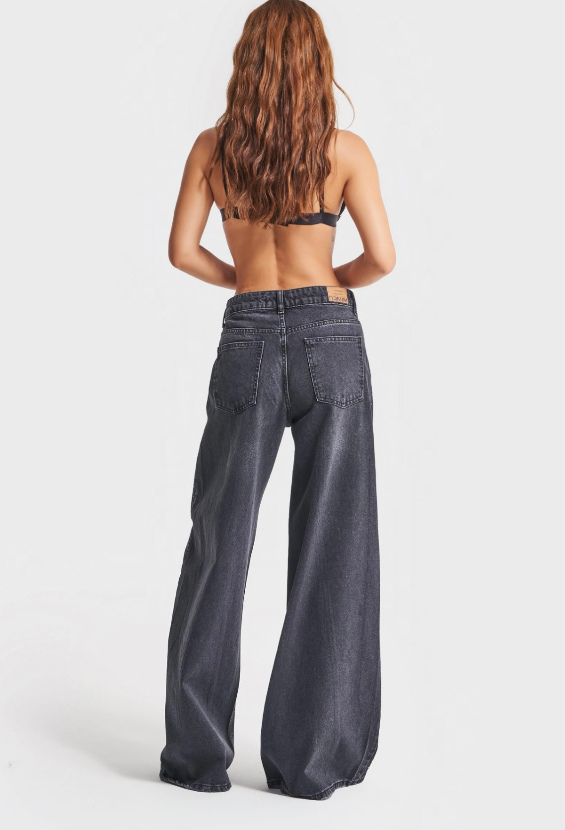 LOW-RISE BAGGY BALLOON JEANS WITH RHINESTONES