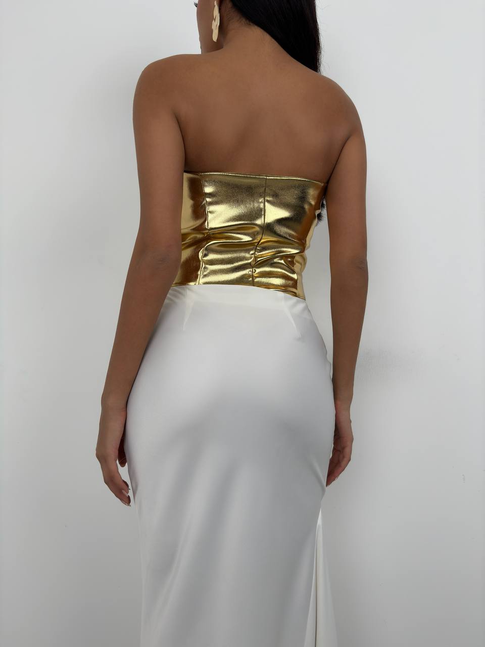 METALLIC STRAPLESS TOP