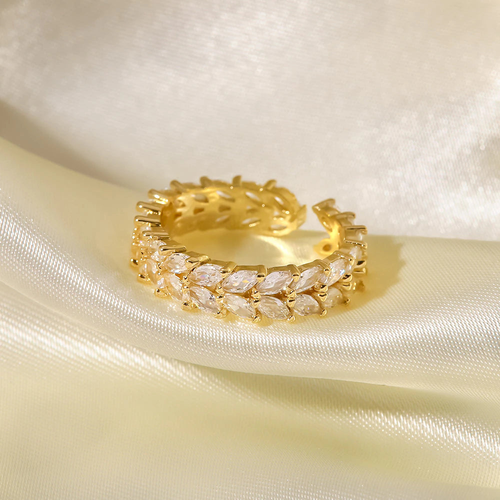 CLARISSE PATTERNED GOLD RING