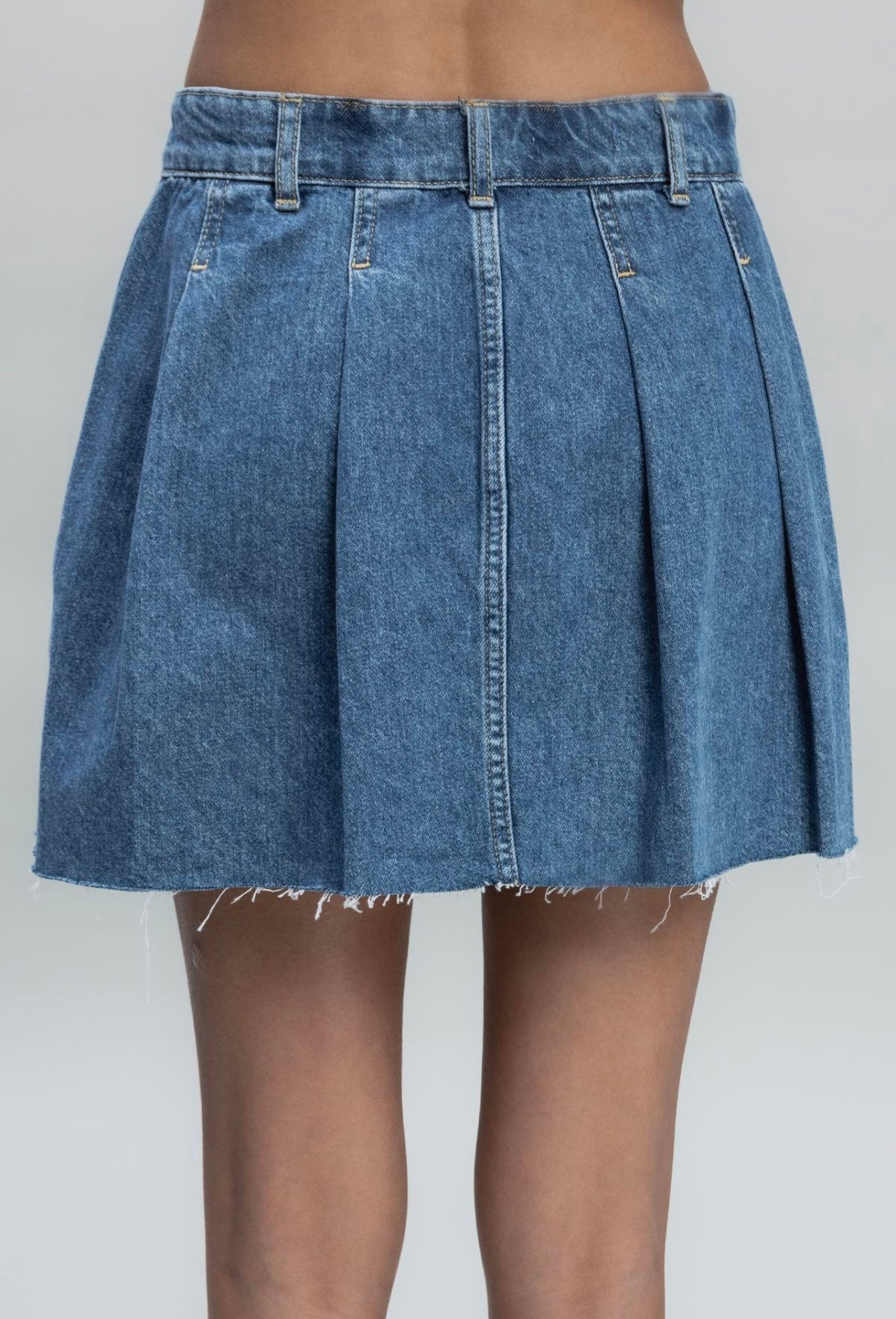 BOX PLEATS DENIM MINI SKIRT