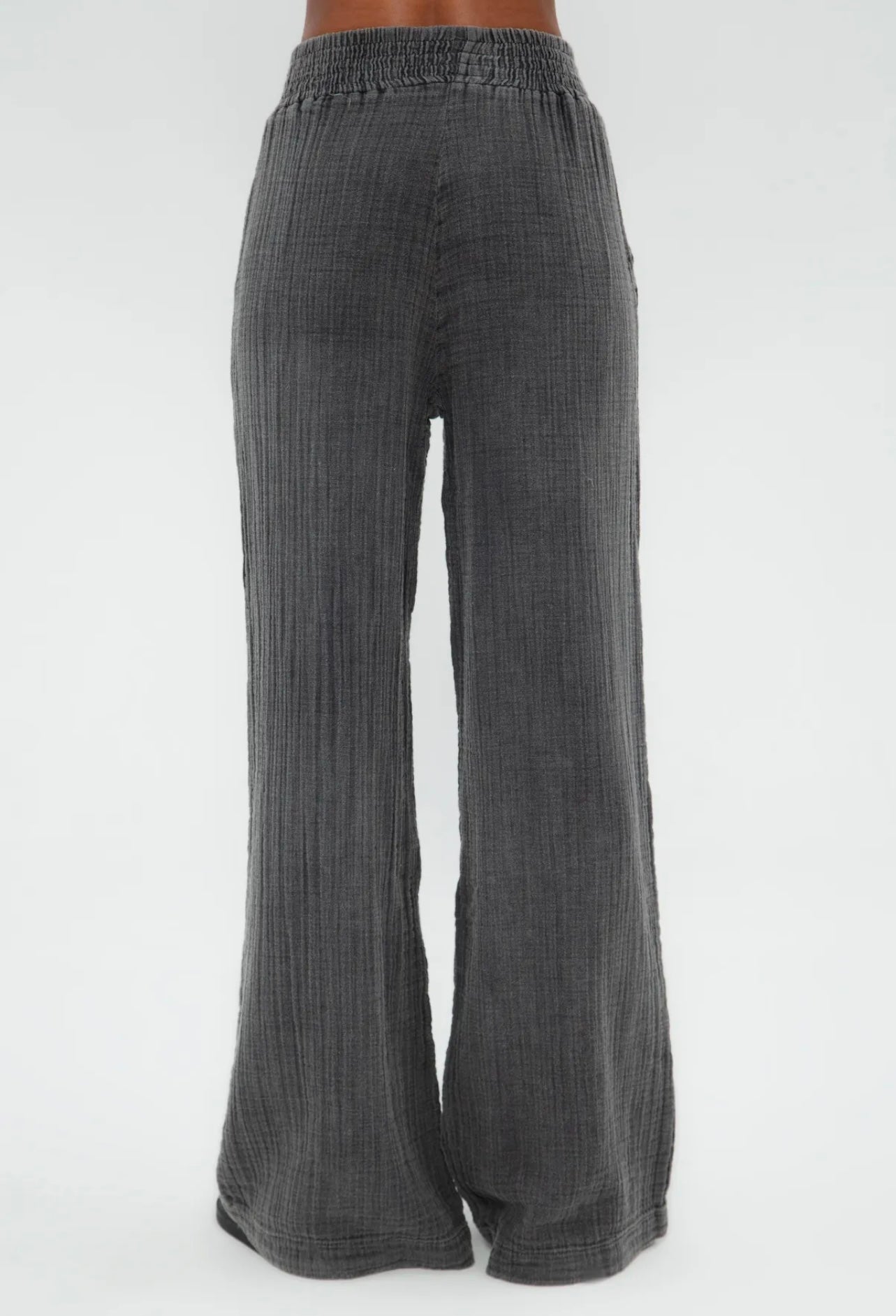 MID-RISE WIDE-LEG TROUSERS