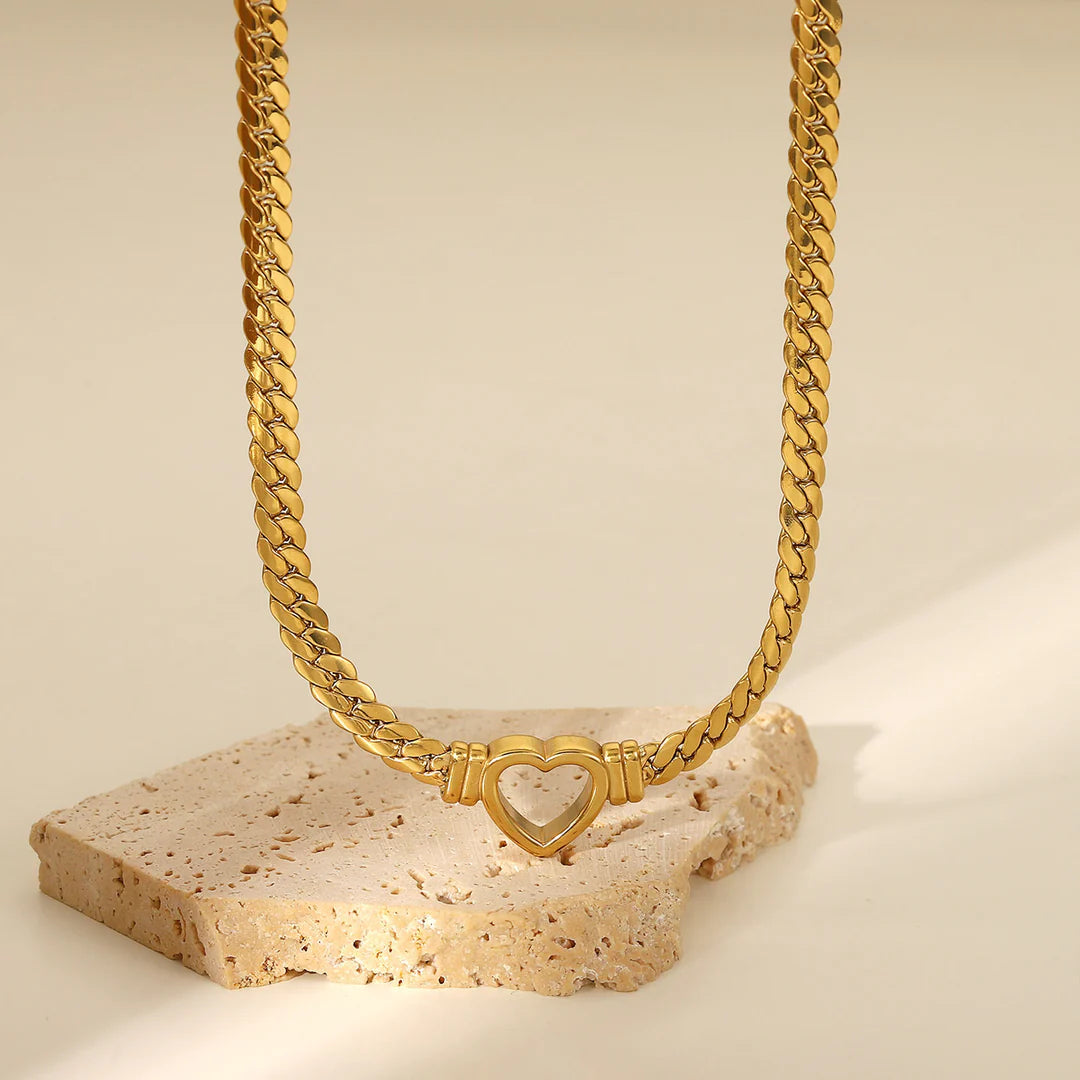 VALI HEART CHOKER