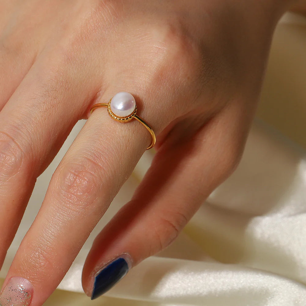 GOLD PEARL RING