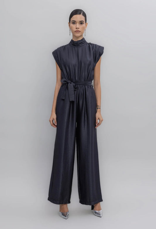 HIGH COLLAR SHORT-SLEEVE JUMPSUIT