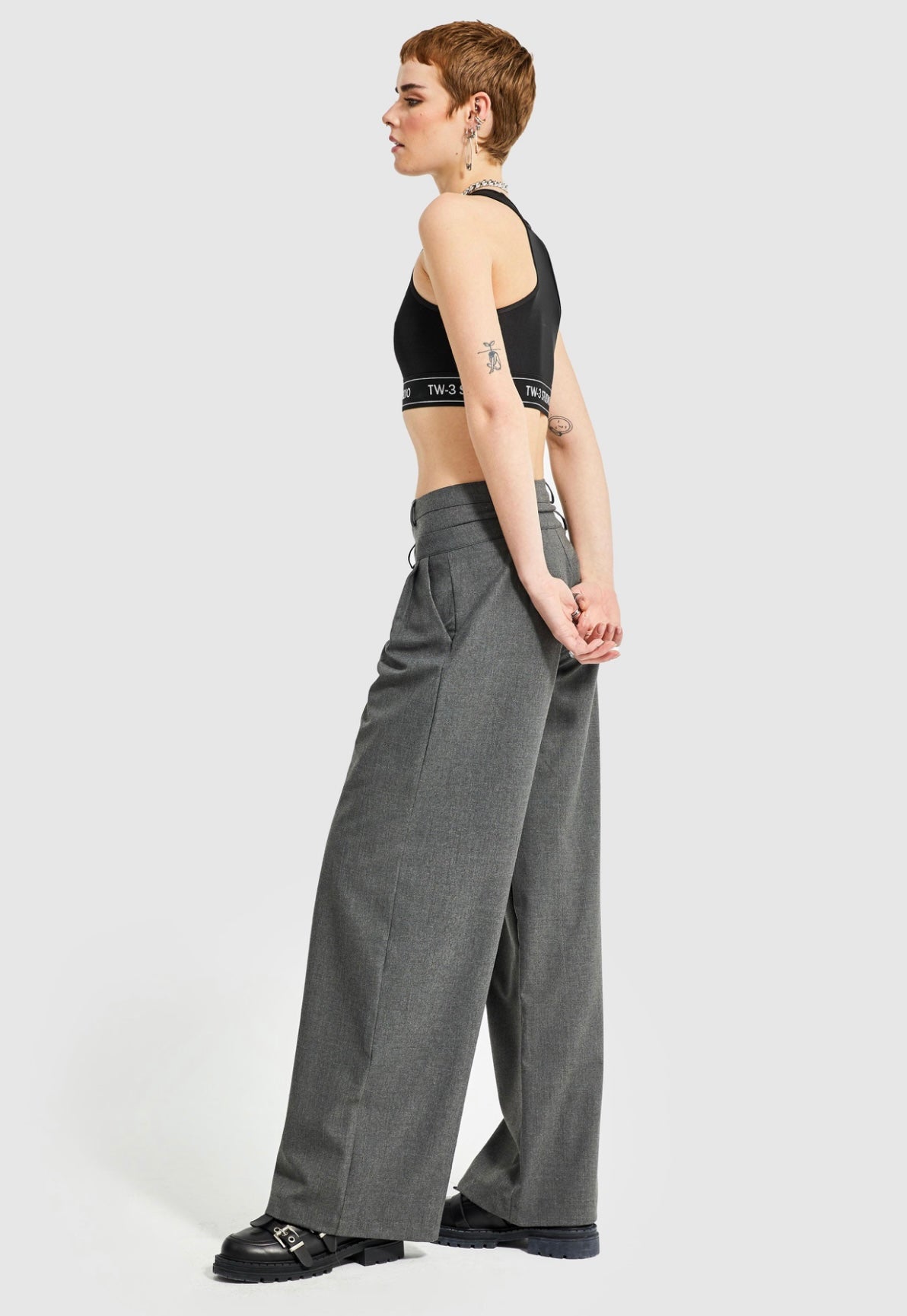 TROUSERS WITH DOUBLE BELT LOOPS