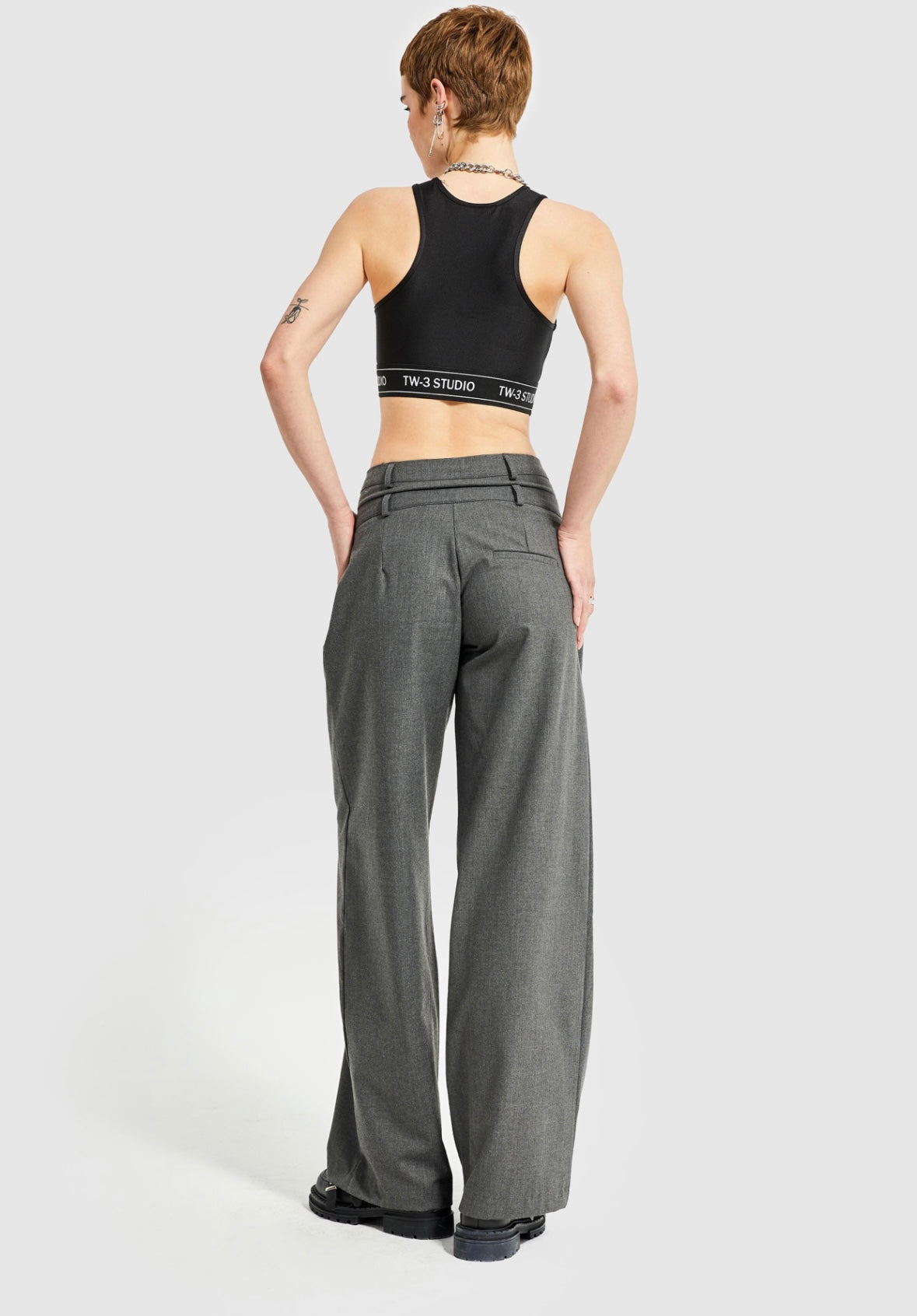 TROUSERS WITH DOUBLE BELT LOOPS