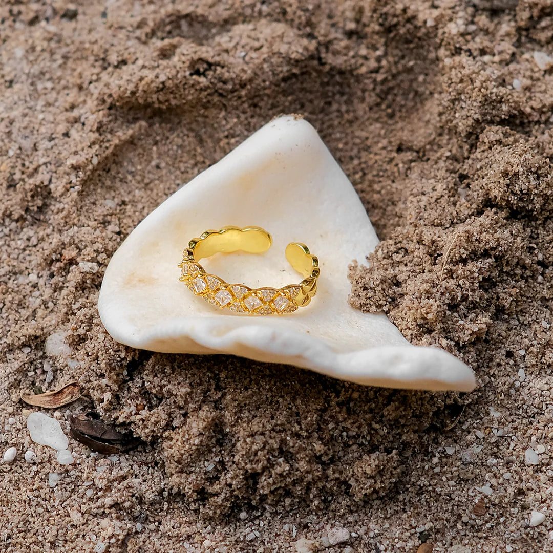 CAMILLE GOLD PATTERNED RING