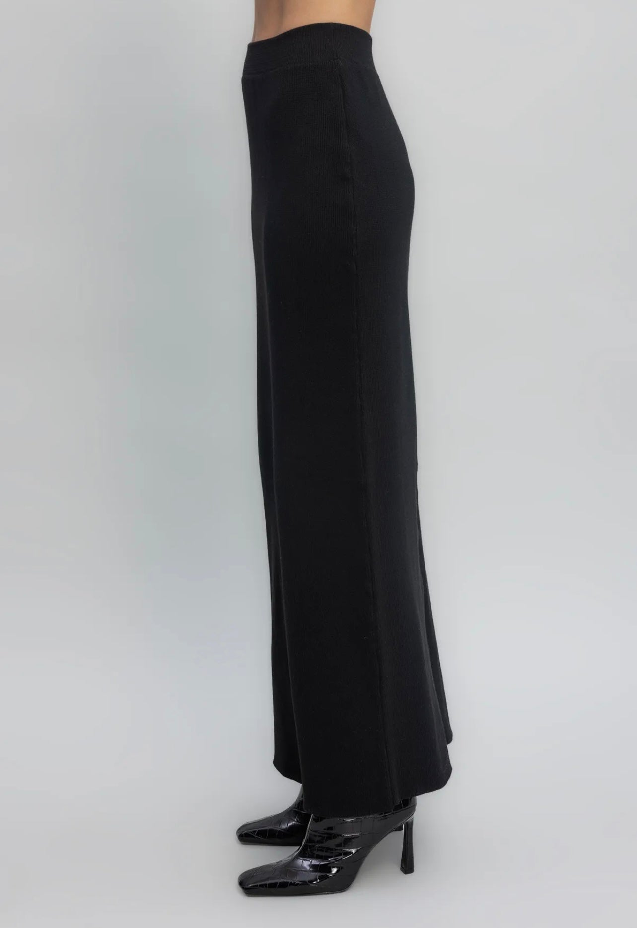 MAXI KNIT PENCIL SKIRT