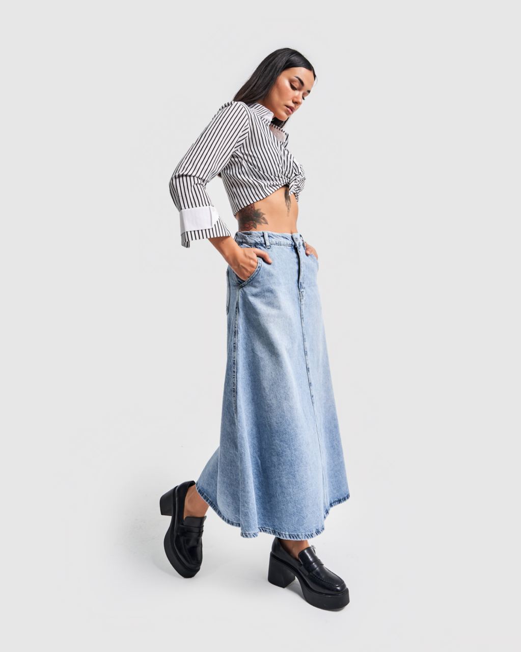 MAXI MID-RISE DENIM SKIRT