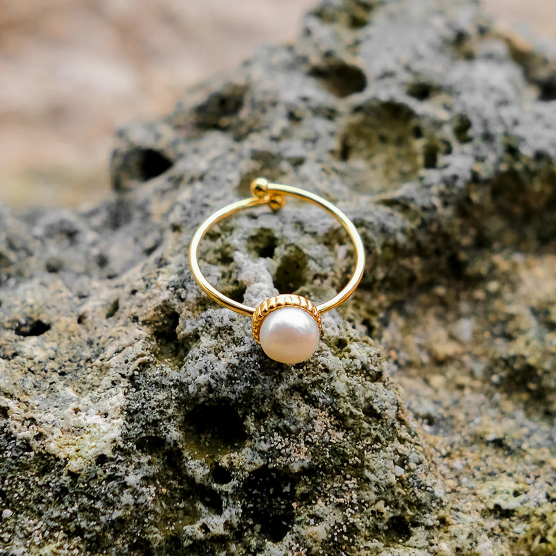 GOLD PEARL RING