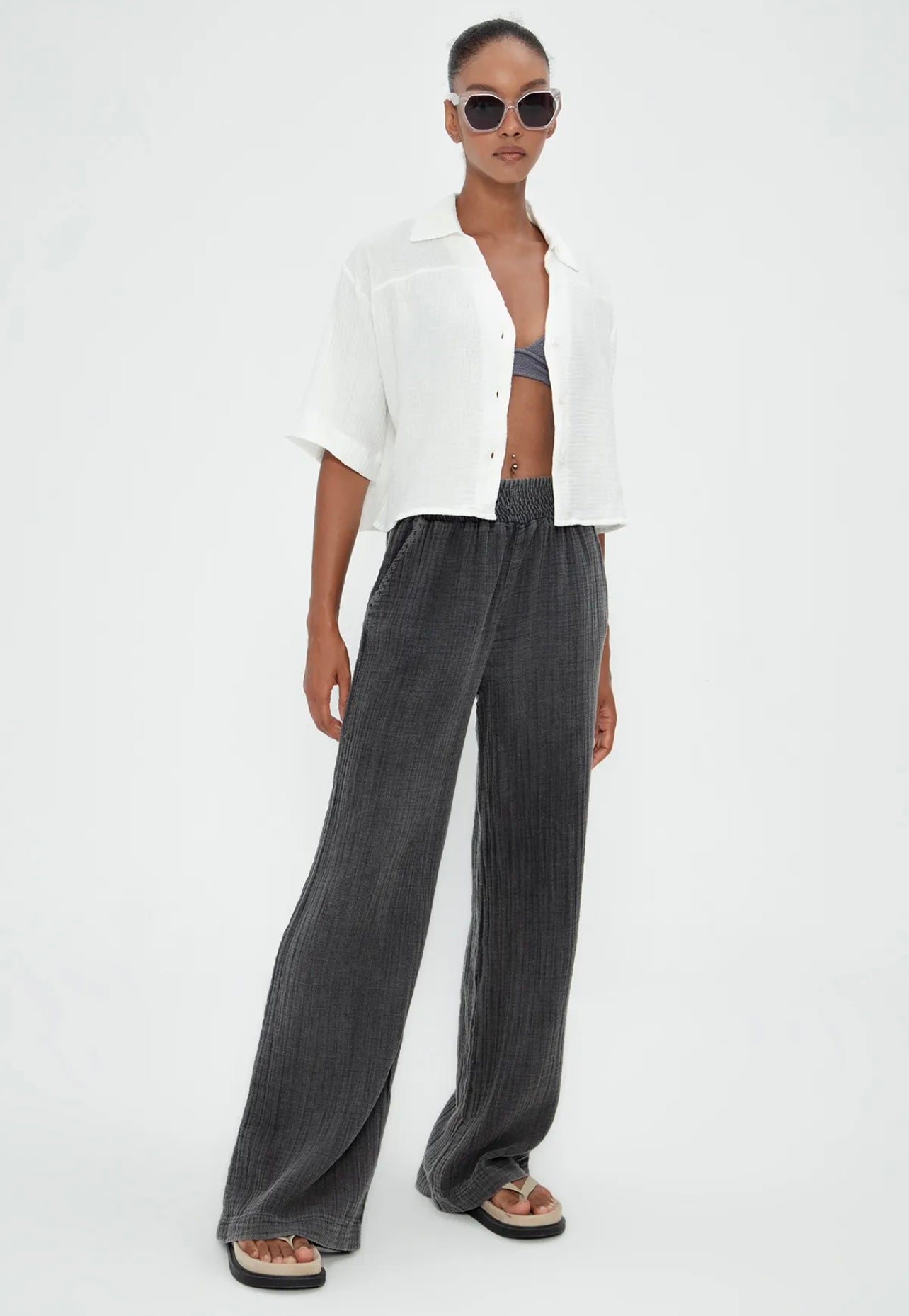 MID-RISE WIDE-LEG TROUSERS