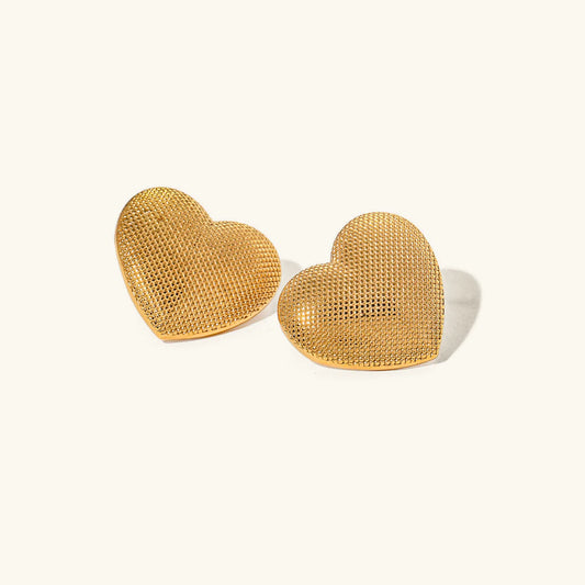 CECELIA TEXTURED HEART EARRINGS