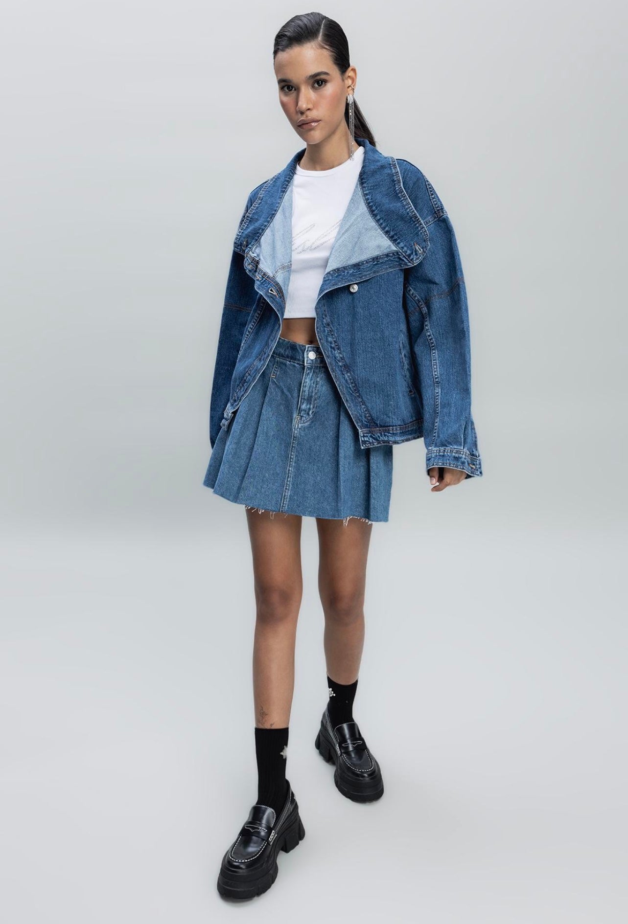 BOX PLEATS DENIM MINI SKIRT